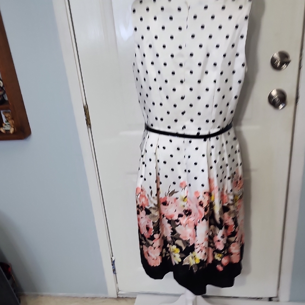 Jessica Howard Polka Dot and Floral Midi Dress - Picture 4 of 11